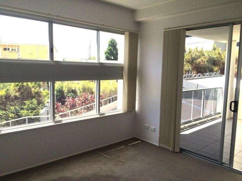 8 Dunmore Terrace, Auchenflower QLD 4066