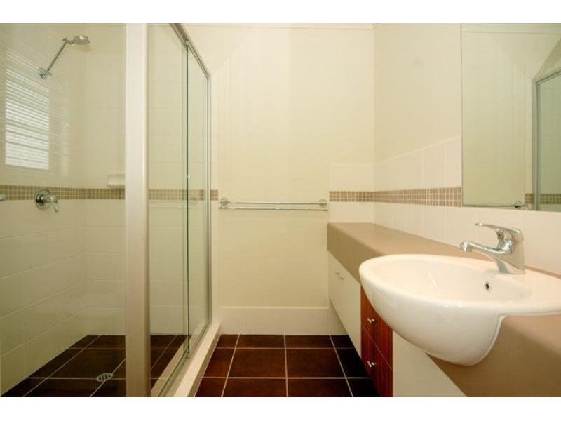 B/2 Catalina Way, Upper Coomera QLD 4209