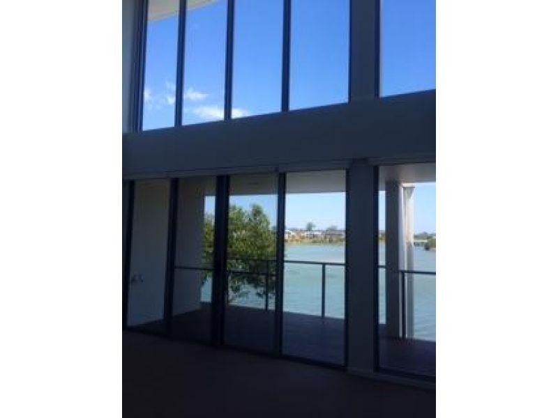 Varsity Lakes QLD 4227