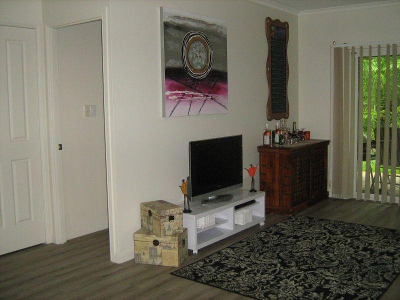 5-15 McGregor Street, Mooroobool QLD 4870