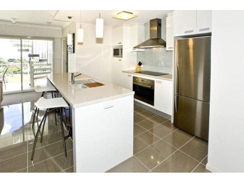 21/1-3  Sydney st, Redcliffe QLD 4020