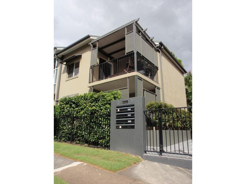 Unit 8/264 Kent Street, New Farm QLD 4005