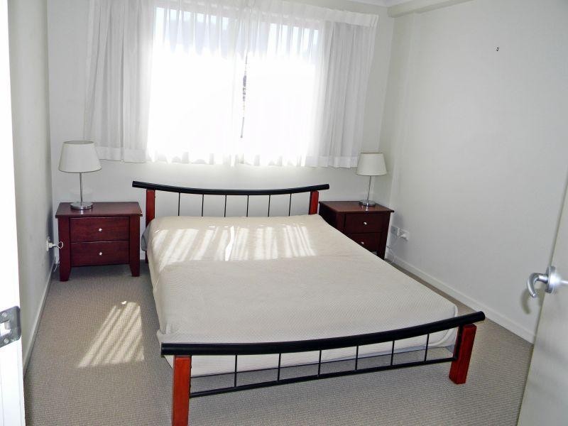 21 Cypress Avenue, Surfers Paradise QLD 4217