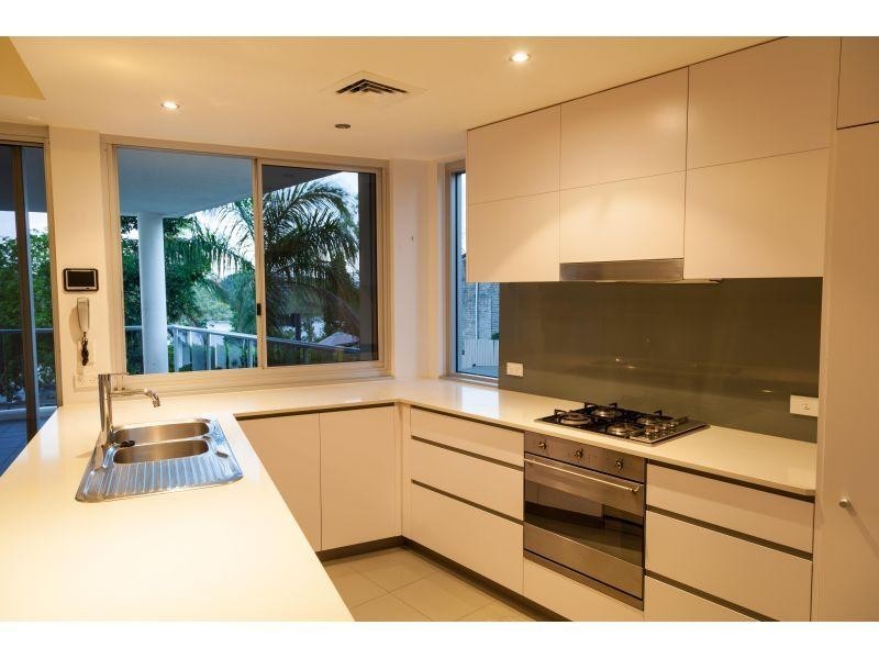 8 Dunmore Terrace, Auchenflower QLD 4066