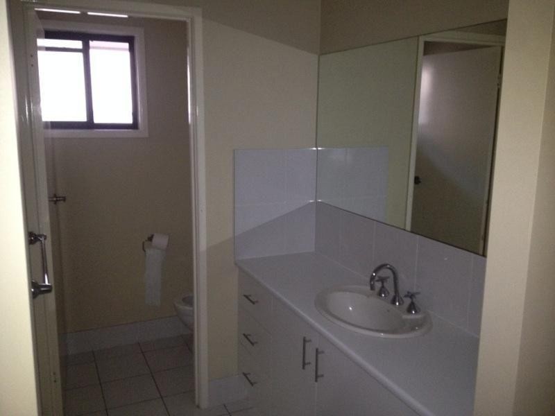 40 Columbus Dive, Hollywell QLD 4216