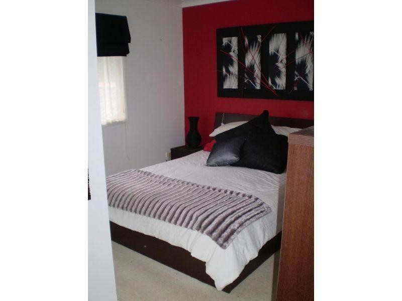 100 Racecourse Road, Bundall QLD 4217