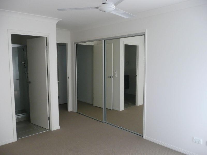 18/90 Northhquarter Drive, Murrumba Downs QLD 4503
