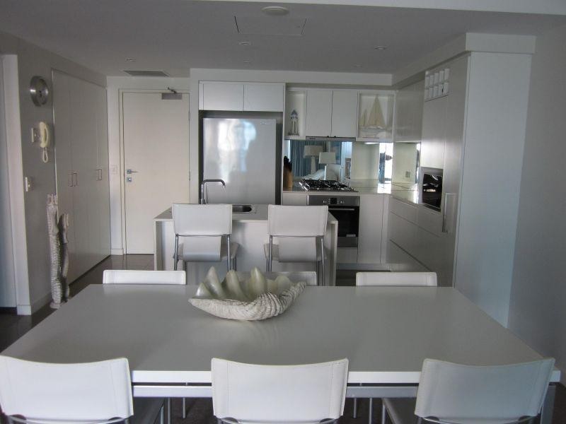 Unit 1305/438 Marine Parade, Biggera Waters QLD 4216