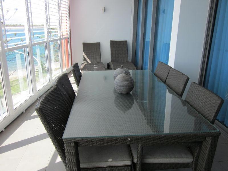 Unit 1305/438 Marine Parade, Biggera Waters QLD 4216