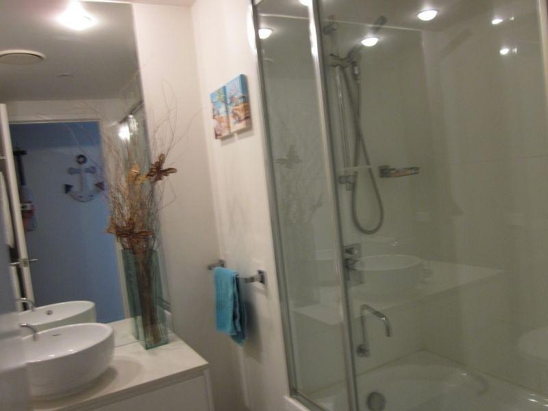 Unit 1305/438 Marine Parade, Biggera Waters QLD 4216