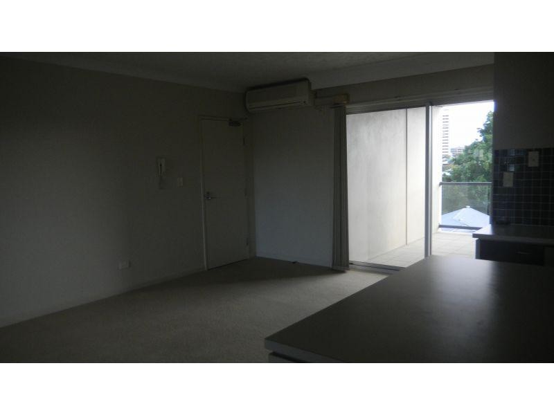 Unit 11/19 Thorn St, Kangaroo Point QLD 4169