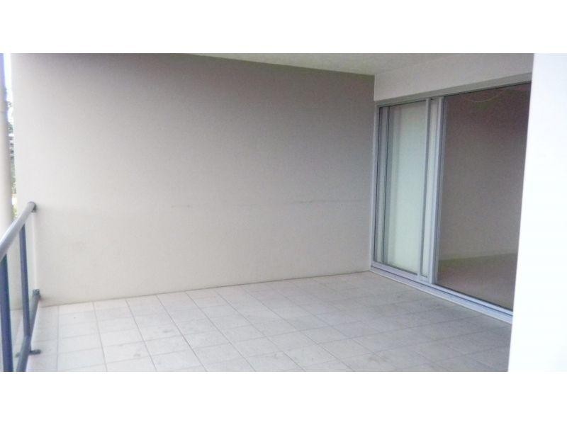 Unit 11/19 Thorn St, Kangaroo Point QLD 4169