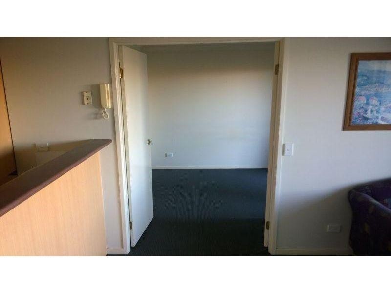 Unit 13/27 Chester Terraces, Southport QLD 4215