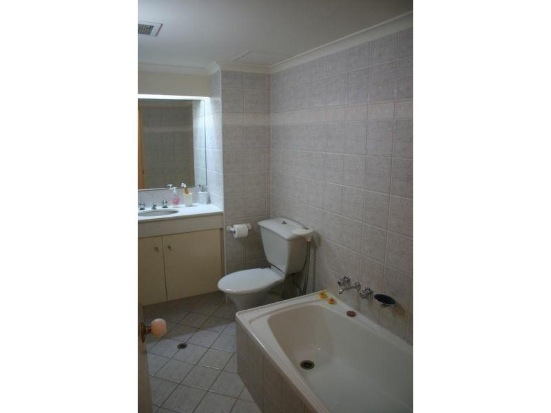 Unit 99/2 Admiralty Drive, Surfers Paradise QLD 4217