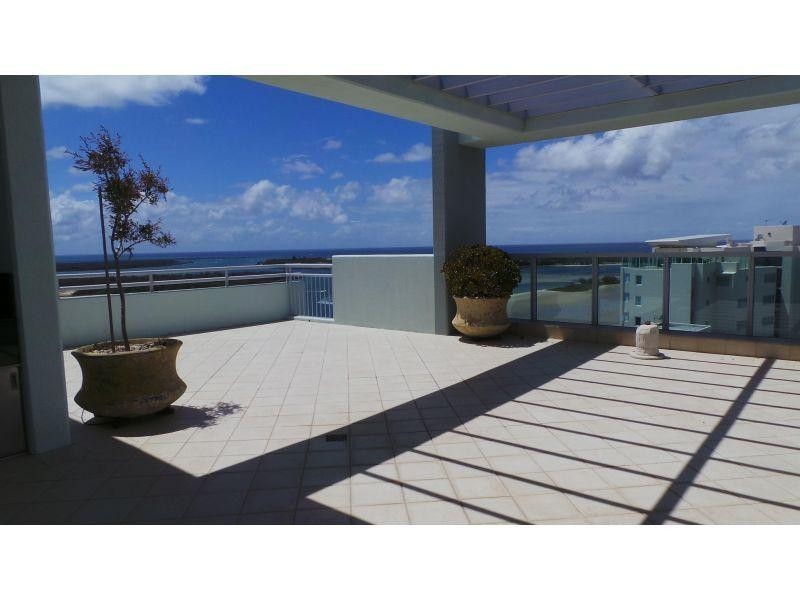 360 Marine Parade, Labrador QLD 4215