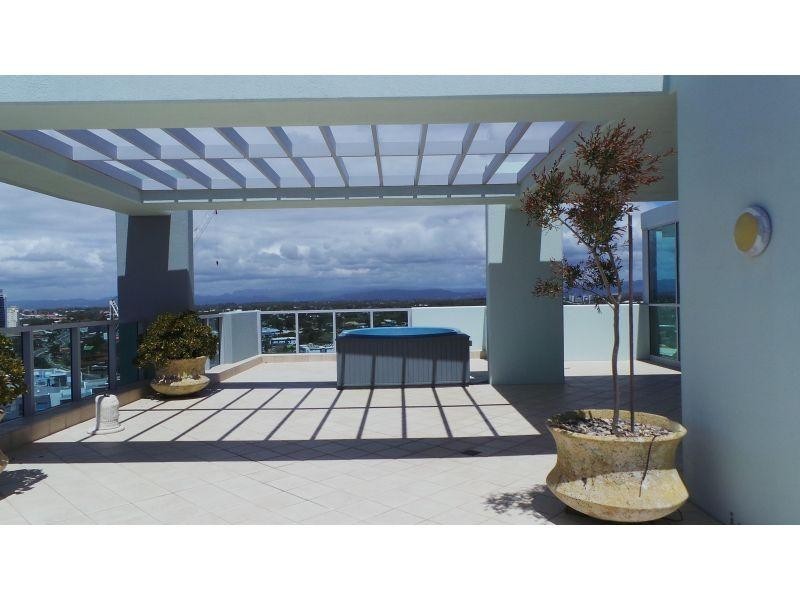 360 Marine Parade, Labrador QLD 4215