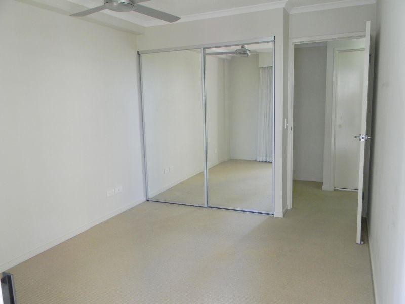 21 Cypress Avenue, Surfers Paradise QLD 4217