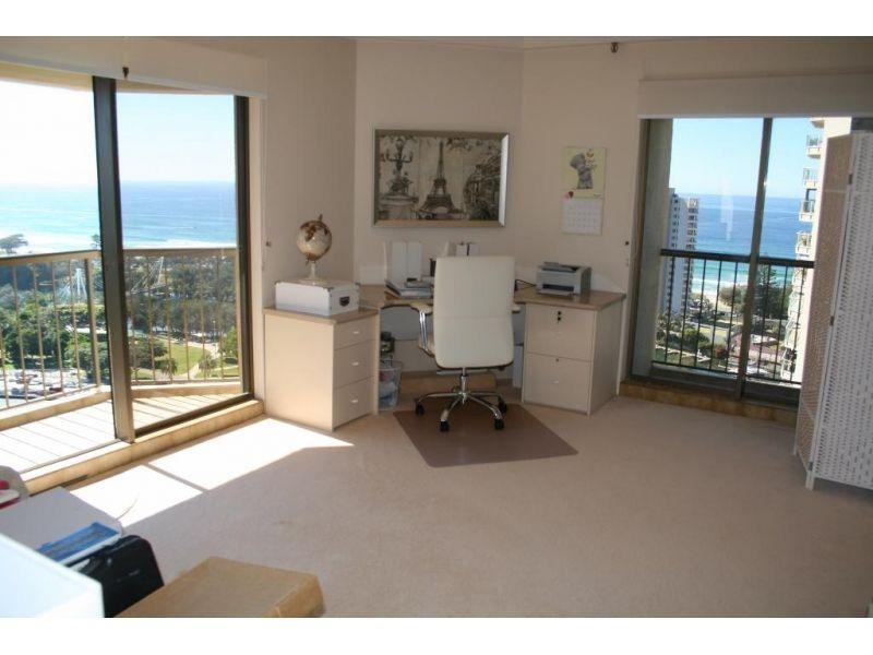 Unit 99/2 Admiralty Drive, Paradise Waters QLD 4217