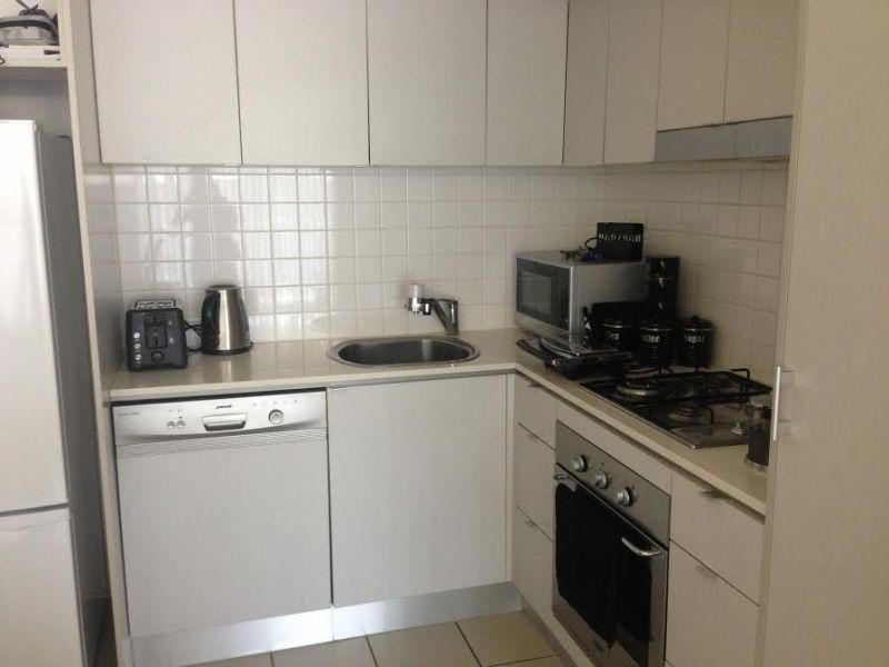 1076/18 Manning Street, Milton QLD 4064