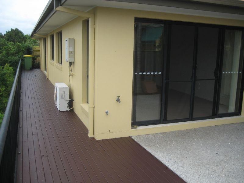 136 Palm Meadows Drive, Carrara QLD 4211