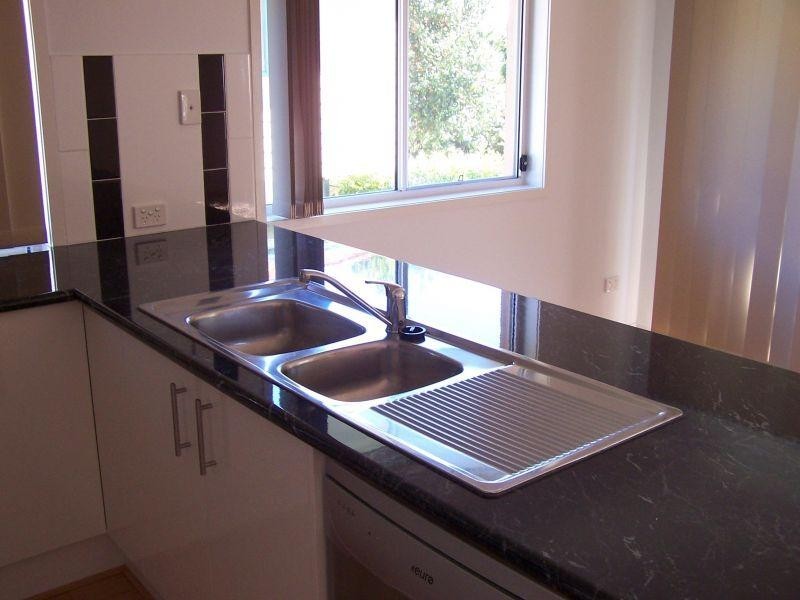 90/316 Long Street, Graceville QLD 4075