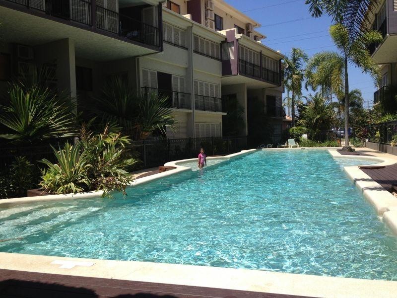 201 201/2 Rigg Street, Woree QLD 4868