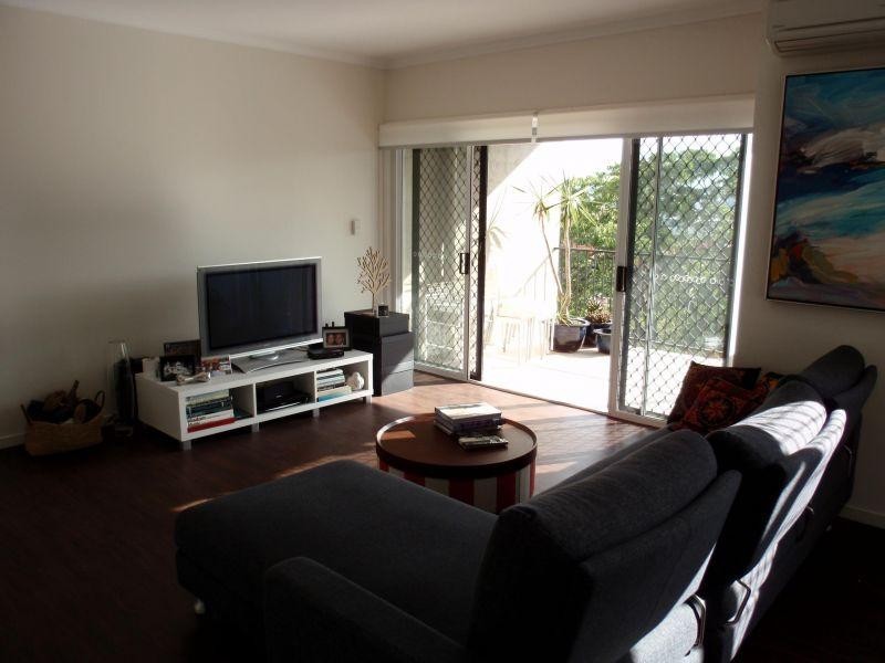 Unit 22/264 Kent Street, Teneriffe QLD 4005