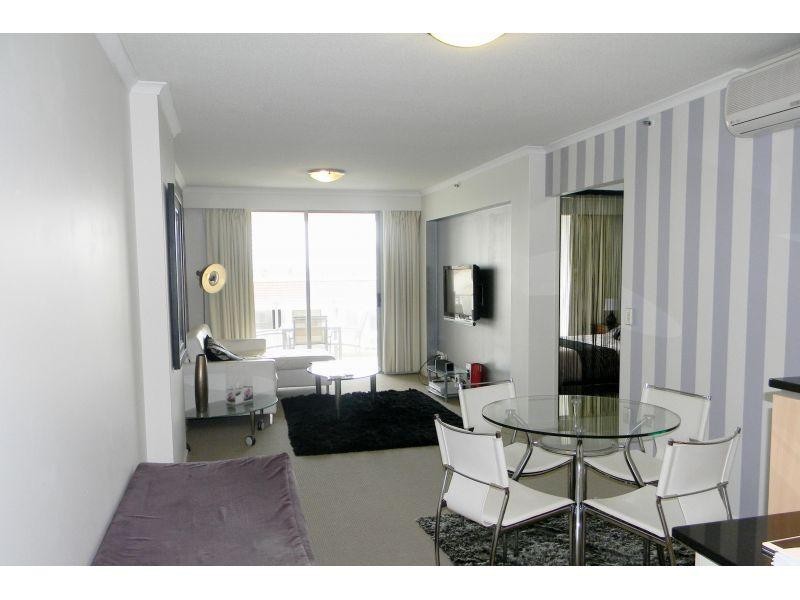 55/21 Cypress Avenue, Surfers Paradise QLD 4217