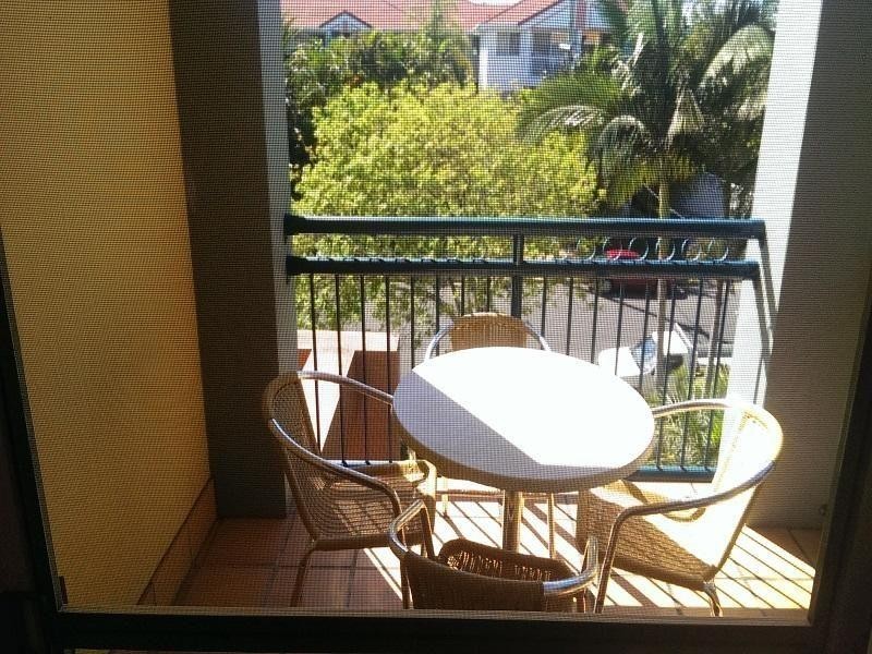 22/10-14  Purli Street, Chevron Island QLD 4217