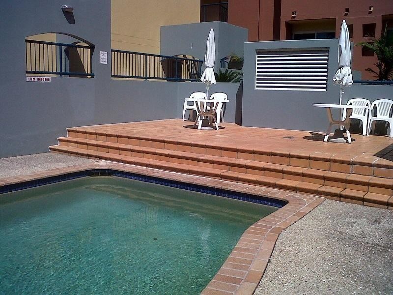 22/10-14  Purli Street, Chevron Island QLD 4217