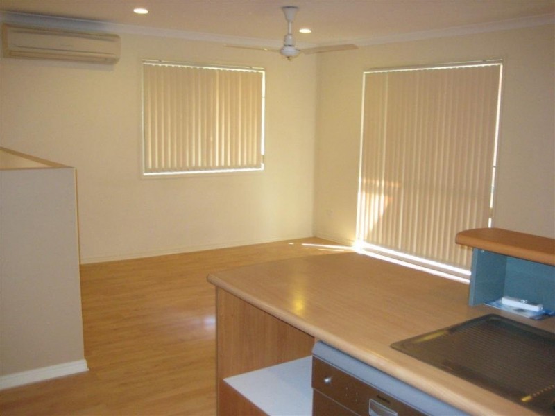 62/316 Long Street, Graceville QLD 4075