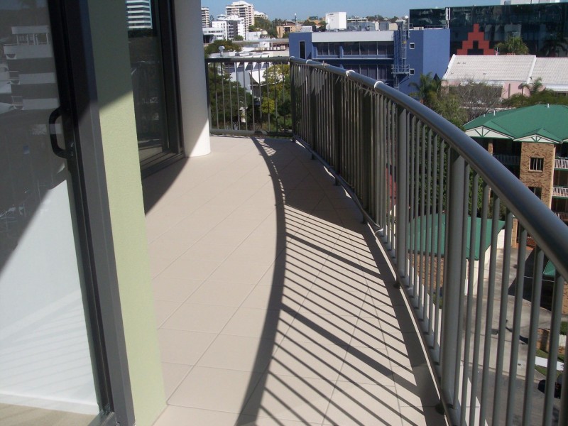 1055/18 Manning Street, Milton QLD 4064