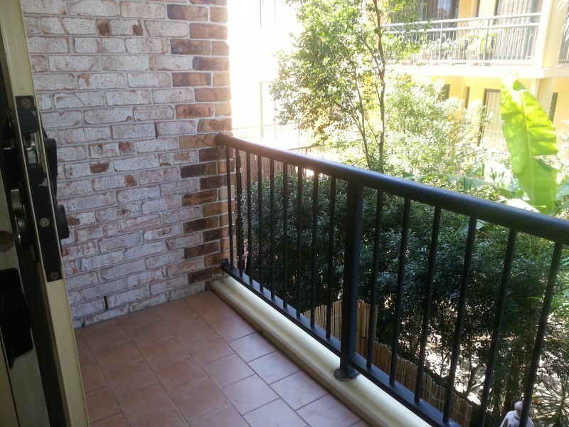 UN/14  Spendelove, Southport QLD 4215