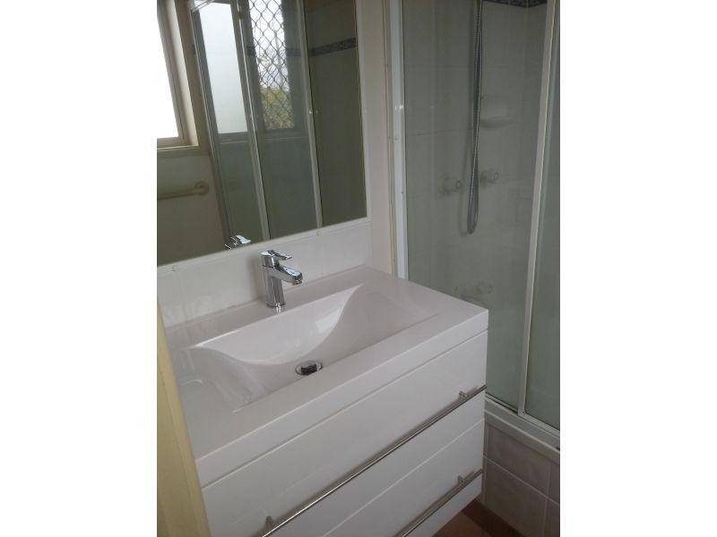 UN/14  Spendelove, Southport QLD 4215