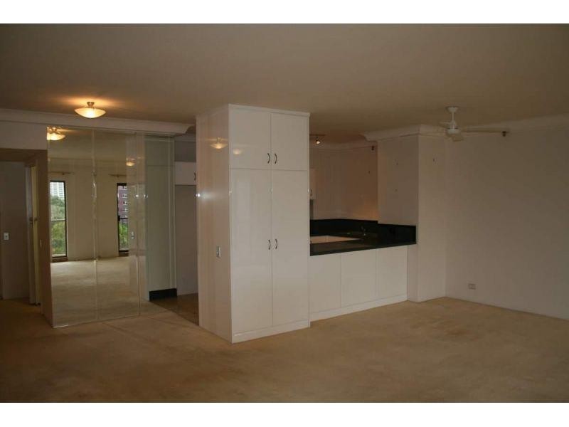 Unit 16/2 Admiralty Drive, Surfers Paradise QLD 4217