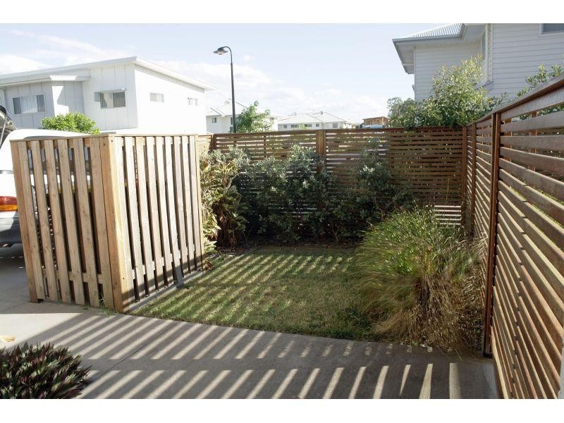 12/90 Northhquarter Drive, Murrumba Downs QLD 4503