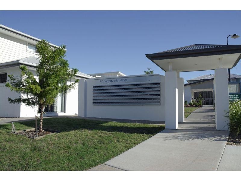 90 Northhquarter Drive, Murrumba Downs QLD 4503