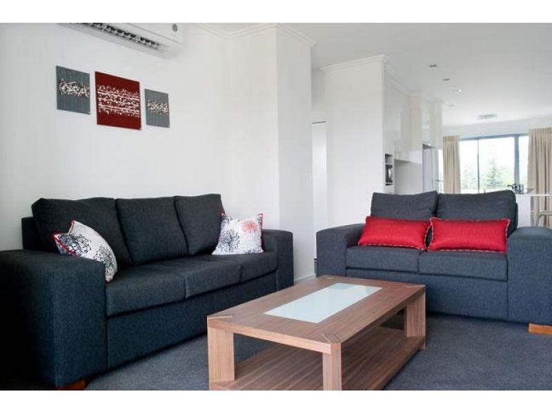 55/2 Gavin Crescent, Mermaid Beach QLD 4218