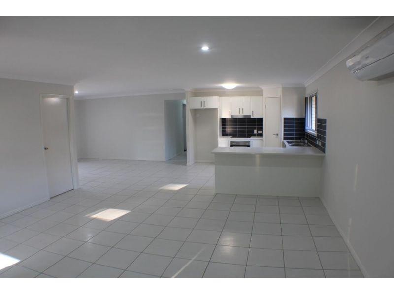 5 Macaulay Street, Fernvale QLD 4306