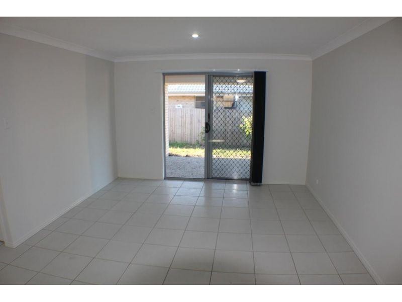 5 Macaulay Street, Fernvale QLD 4306