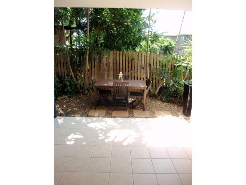 Unit 13/264 Kent Street, New Farm QLD 4005