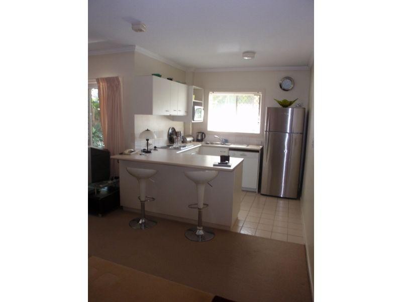 Unit 13/264 Kent Street, Teneriffe QLD 4005