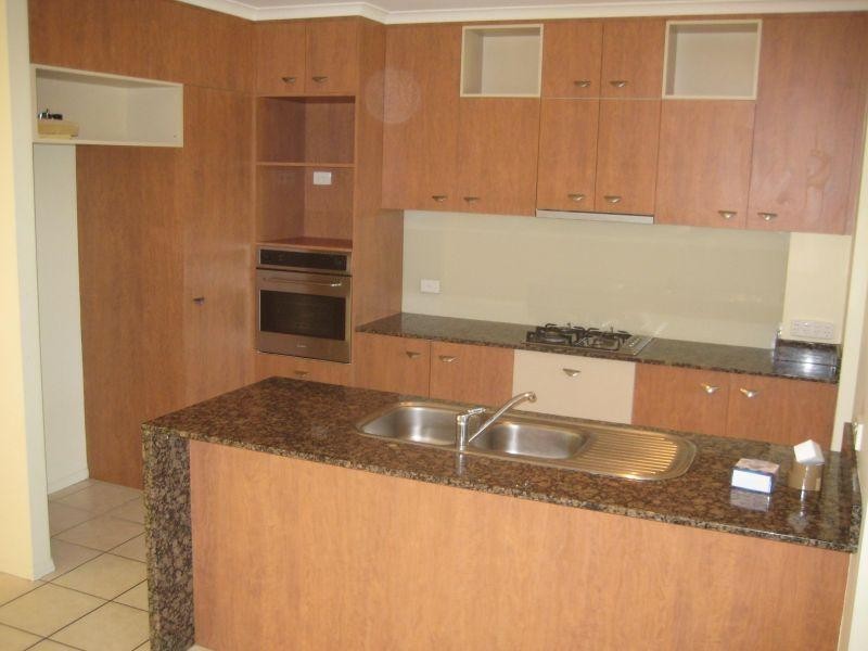 136 Palm Meadows Drive, Carrara QLD 4211