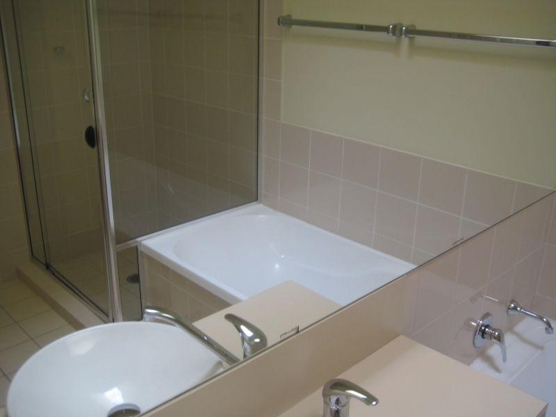 136 Palm Meadows Drive, Carrara QLD 4211