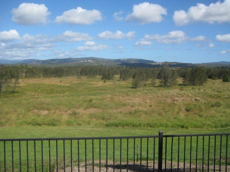 136 Palm Meadows Drive, Carrara QLD 4211