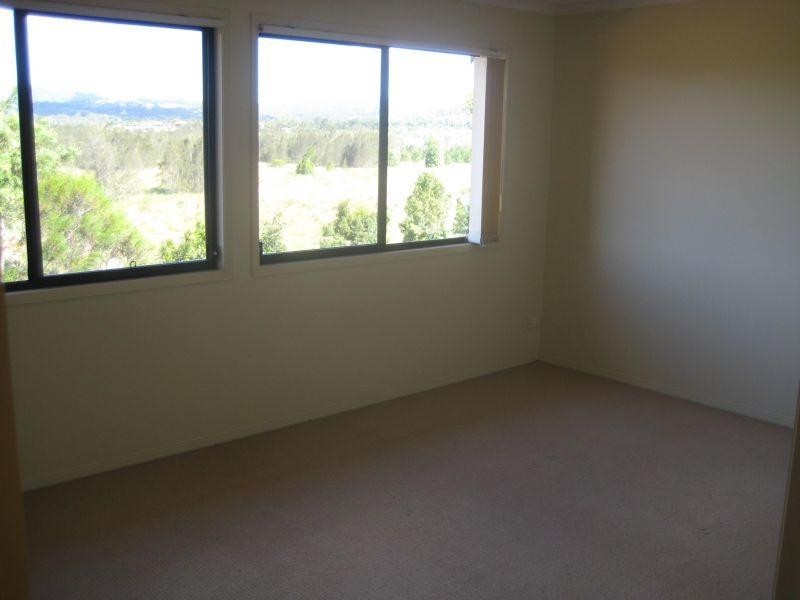 136 Palm Meadows Drive, Carrara QLD 4211