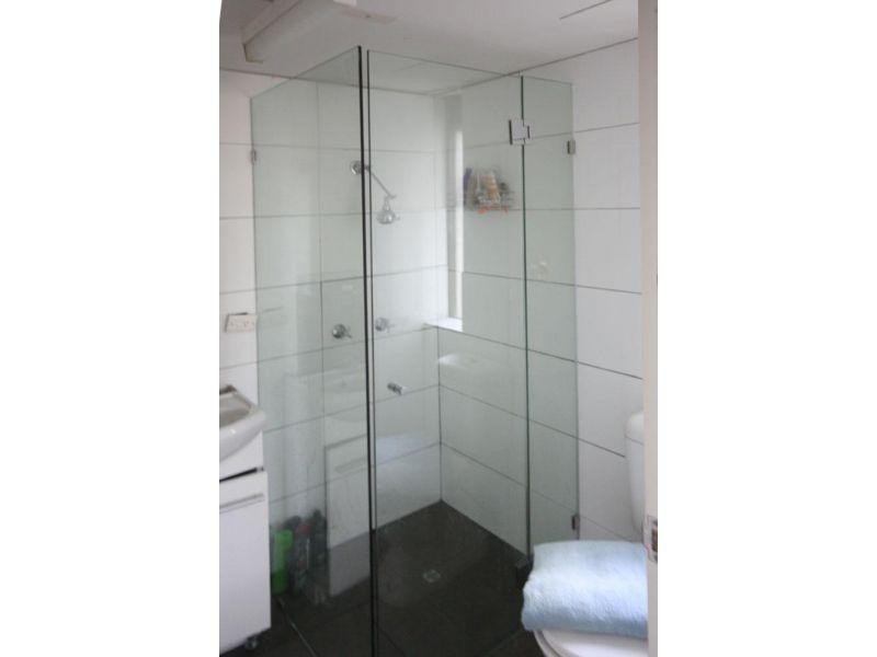 9 Bayview Street, Runaway Bay QLD 4216