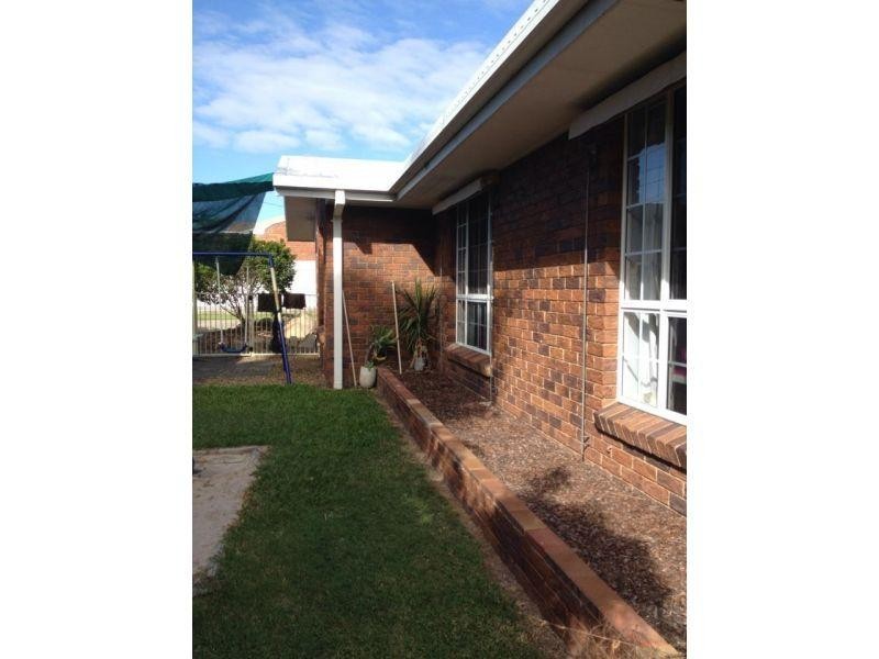 33  Camille Street, Clinton QLD 4680