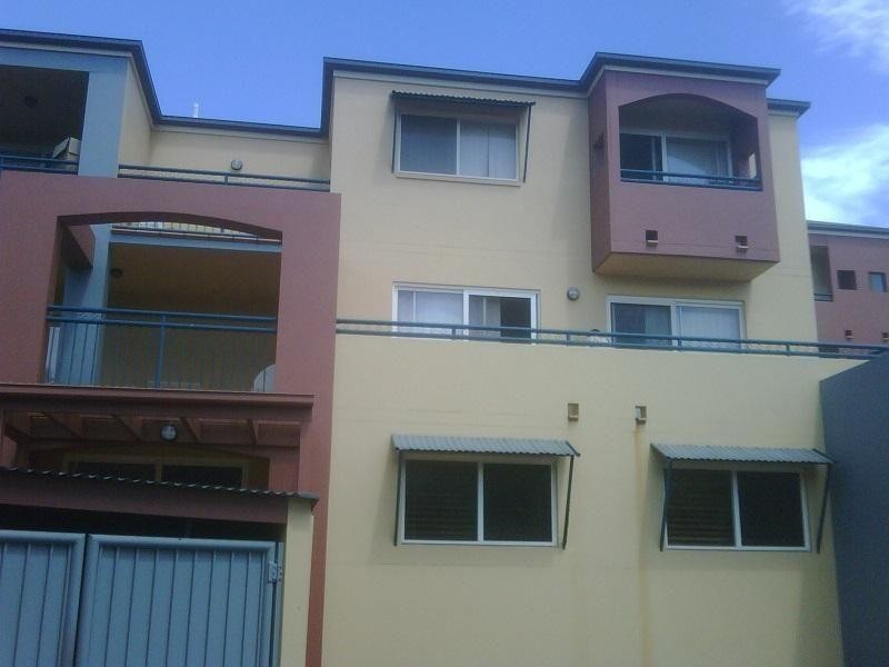 16/10-14 Purli St Purli Street, Chevron Island QLD 4217