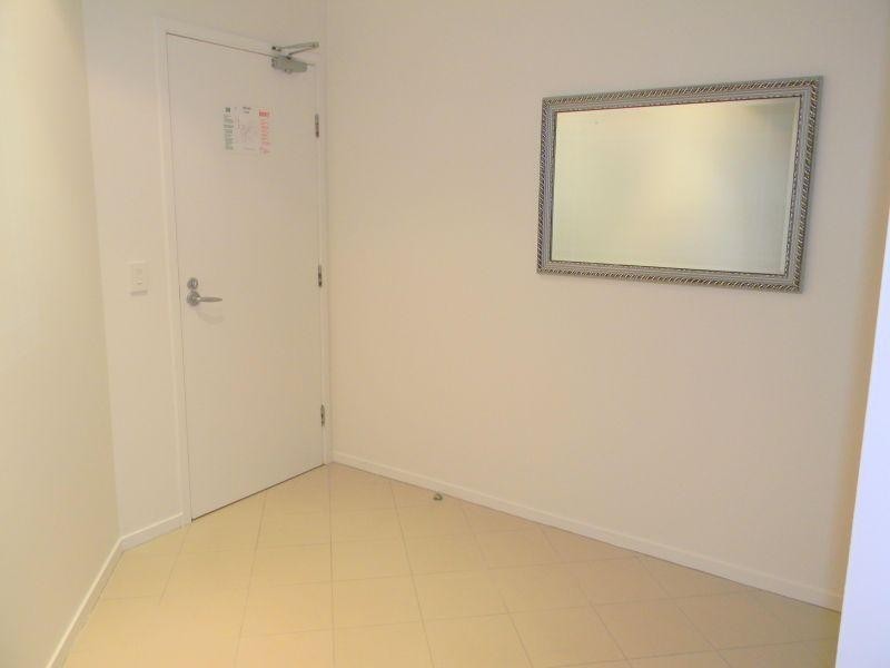 21 Cypress Avenue, Surfers Paradise QLD 4217